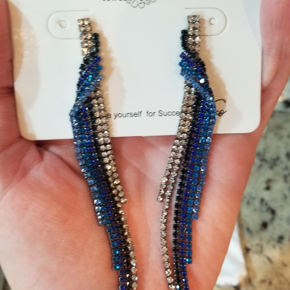 Park Lane Aspen Earrings - Picture 3 of 3